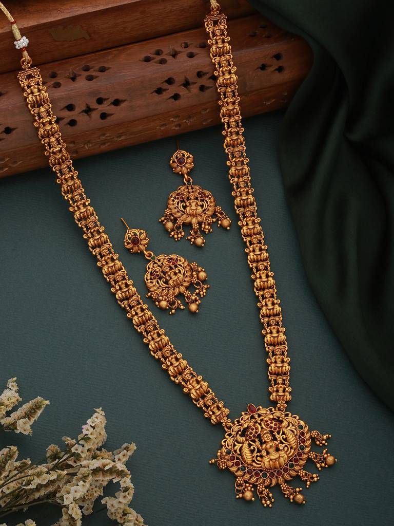 Antique Gold Toned Temple Lakshmiji Pendant Haram Jewellery Set : SJNK2371