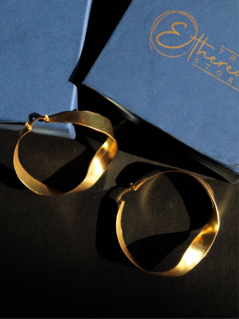 Twist And Turn Hoops : EOTTXL