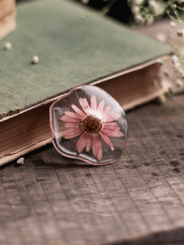 Mauvellous Marguerite Pin : LA-PP-MM