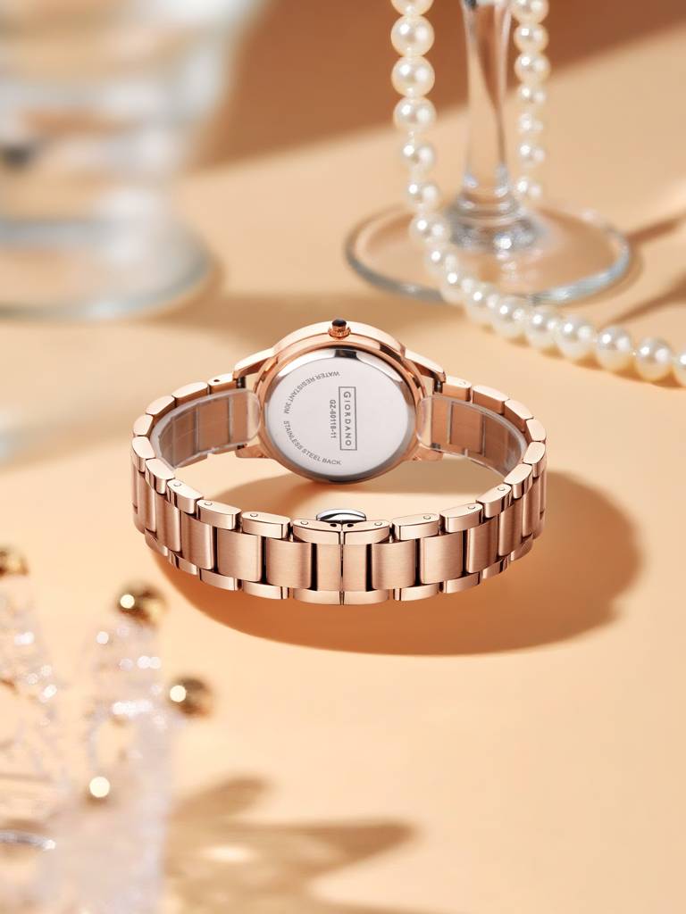 Giordano Classic Watch For Women With Round Diamond Cut Glass Dial, Elegant Stainless Steel Strap With Quartz Mo : GZ-60118-11