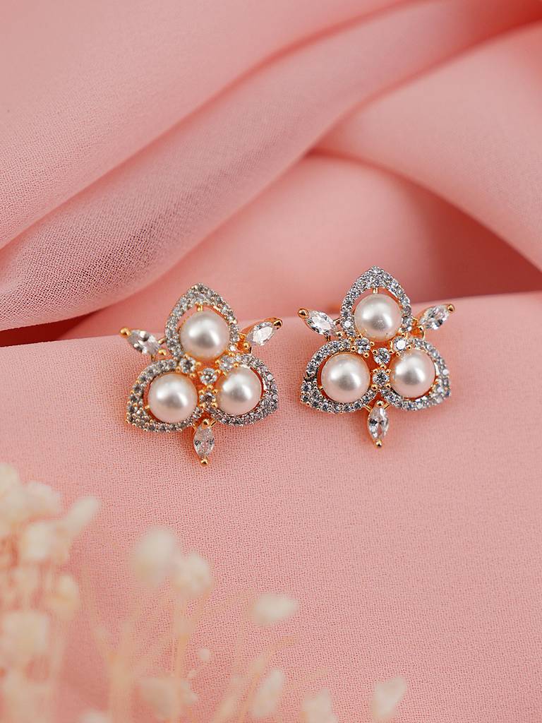 Dual Gold Toned Ad  & Pearl Studded Flower Delicate Studds Earrings : SJER2548