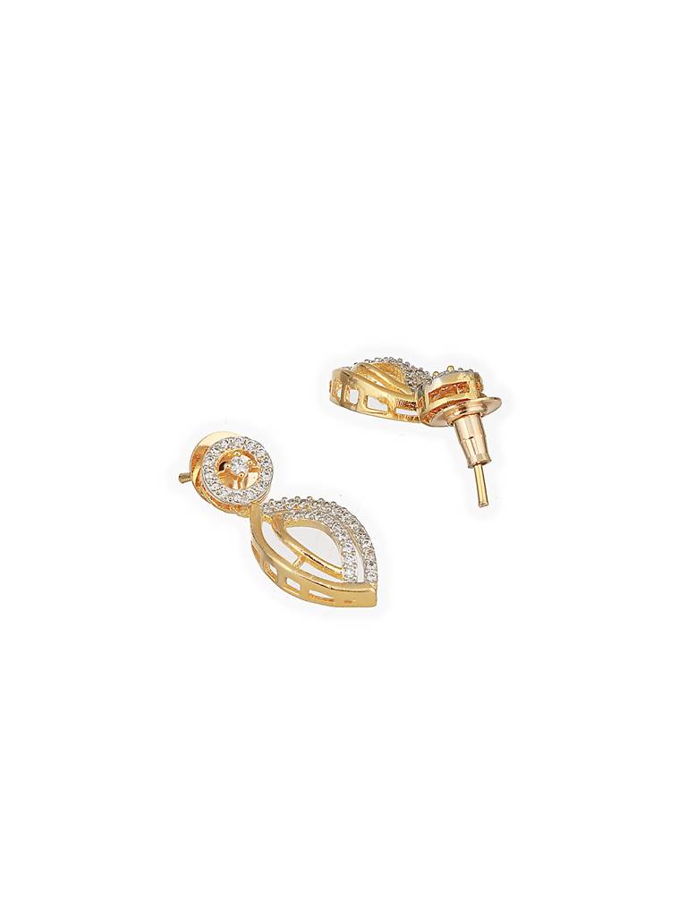 Gold Toned Ad Studded Minimal Leaf Design Pendant Jewellery Set : SJNK2572