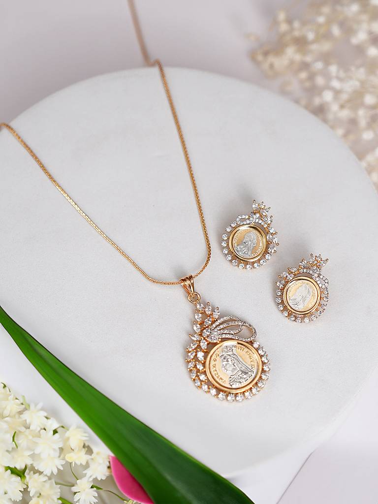 Gold Toned Ginni Locket Set For Women : SJLK2578