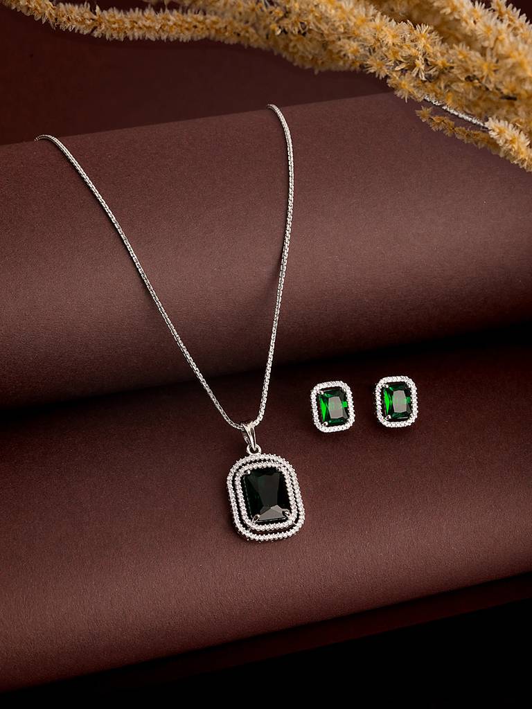 Silver Toned Emerald Green Ad Studded Rectangular Pendant Jewellery Set : SJLK2582