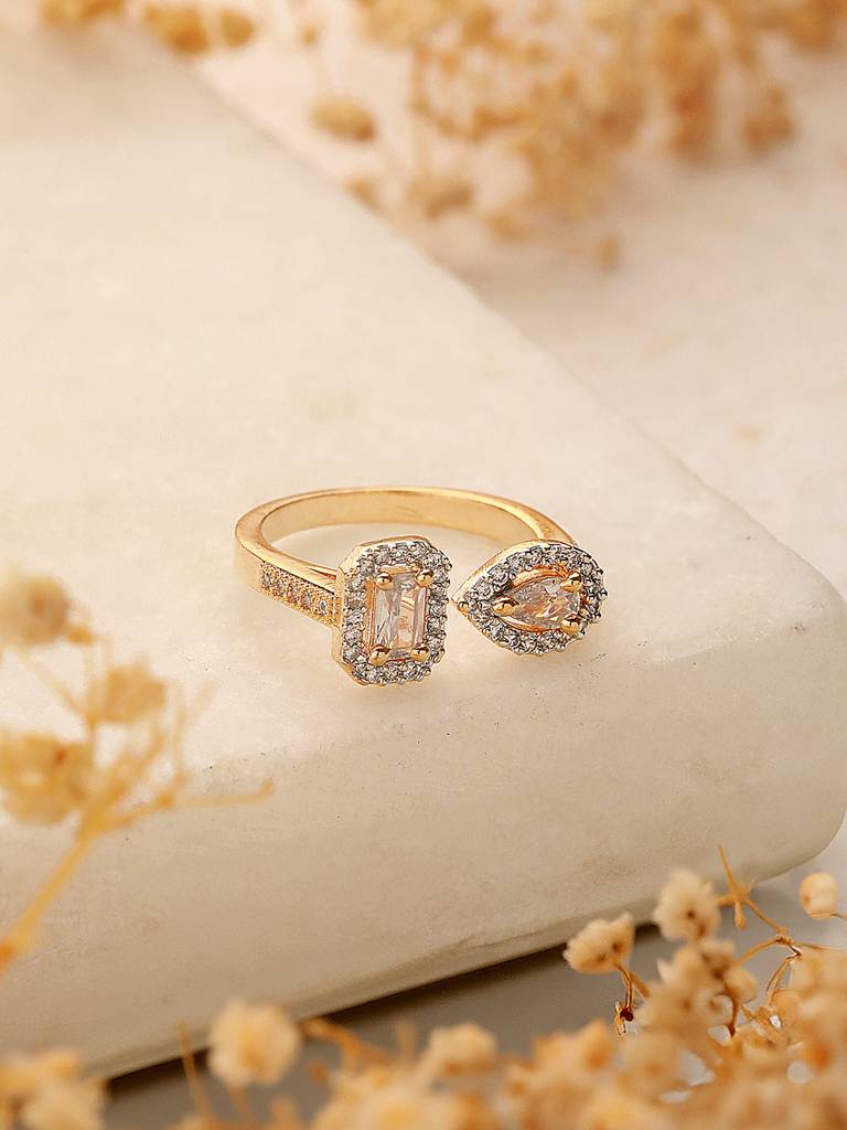 Gold Toned Ad Studded Minimal Engagement Solitaire Finger Ring : SJRG2587