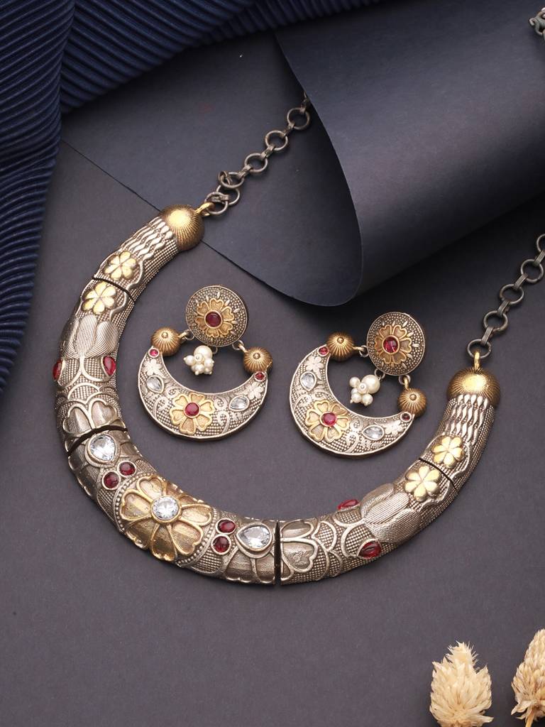 Dual Toned Oxidised Silver Lookalike Floral Tribal Hasli With Chandbali Jewellery Set : SJNK2589