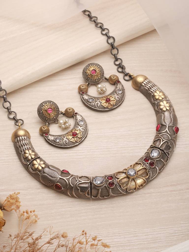 Dual Toned Oxidised Silver Lookalike Floral Tribal Hasli With Chandbali Jewellery Set : SJNK2589