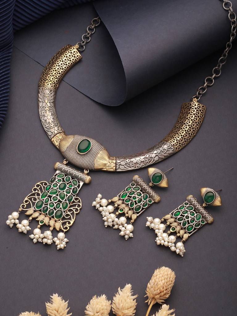 Silver Oxidised Dual Toned Green Stone & Pearl Beaded Designer Tribal Hasli Necklace Jewellery Set : SJNK2592
