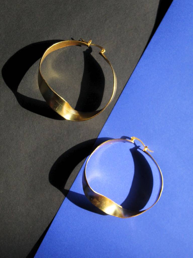 Twist And Turn Hoops : EOTTXL