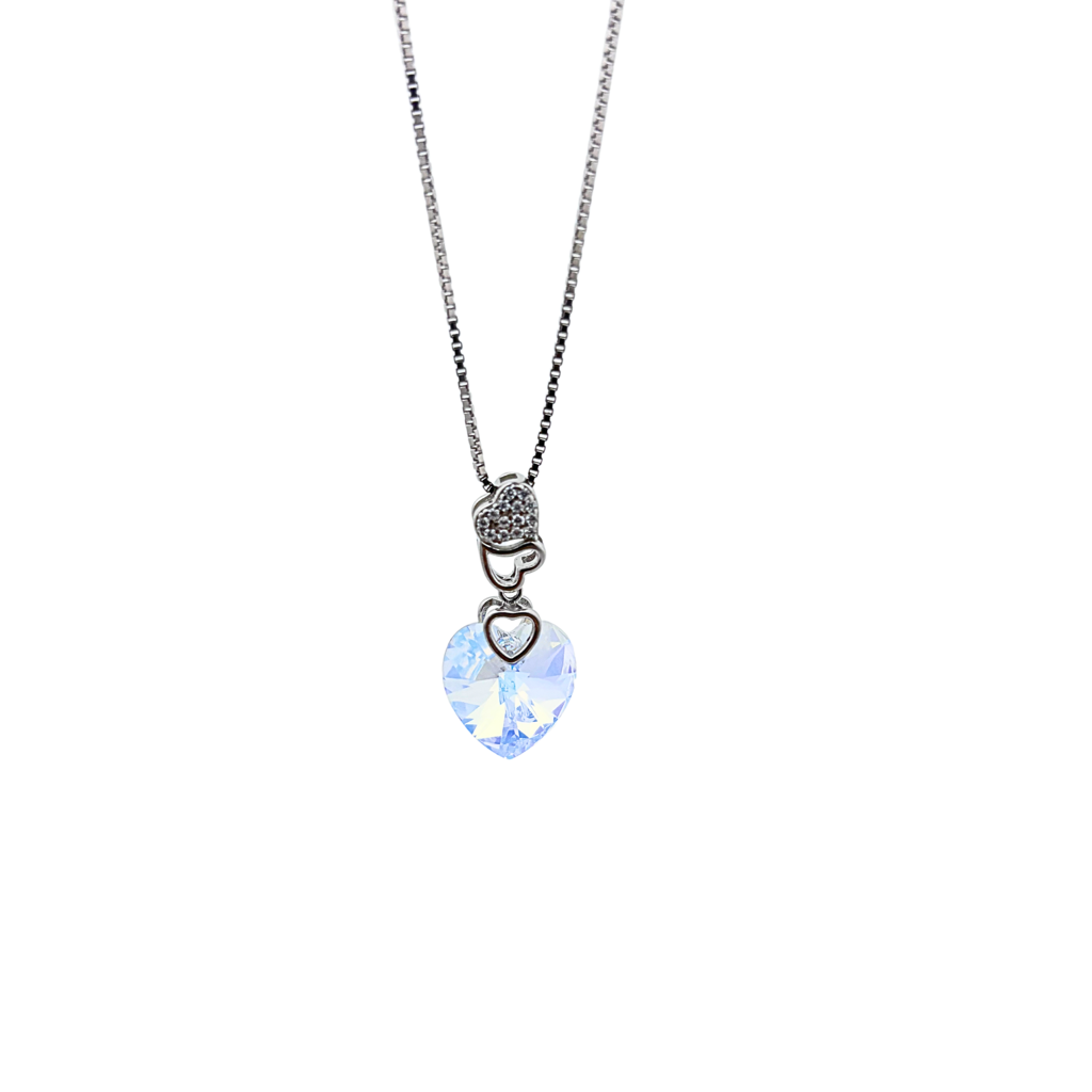 Silver Divine Affection Pendant With Chain : SS079