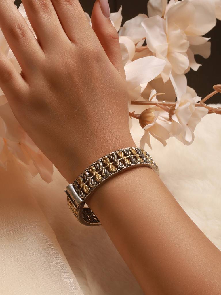 Silver Oxidised Dual Toned Filigree Openable Kada Bangle Bracelet : SJBR2600