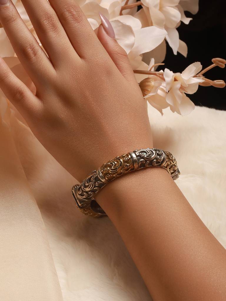 Silver Dual Toned Oxidised Filigree Minimal  Stacks Bangle Kada Bracelet : SJBR2601