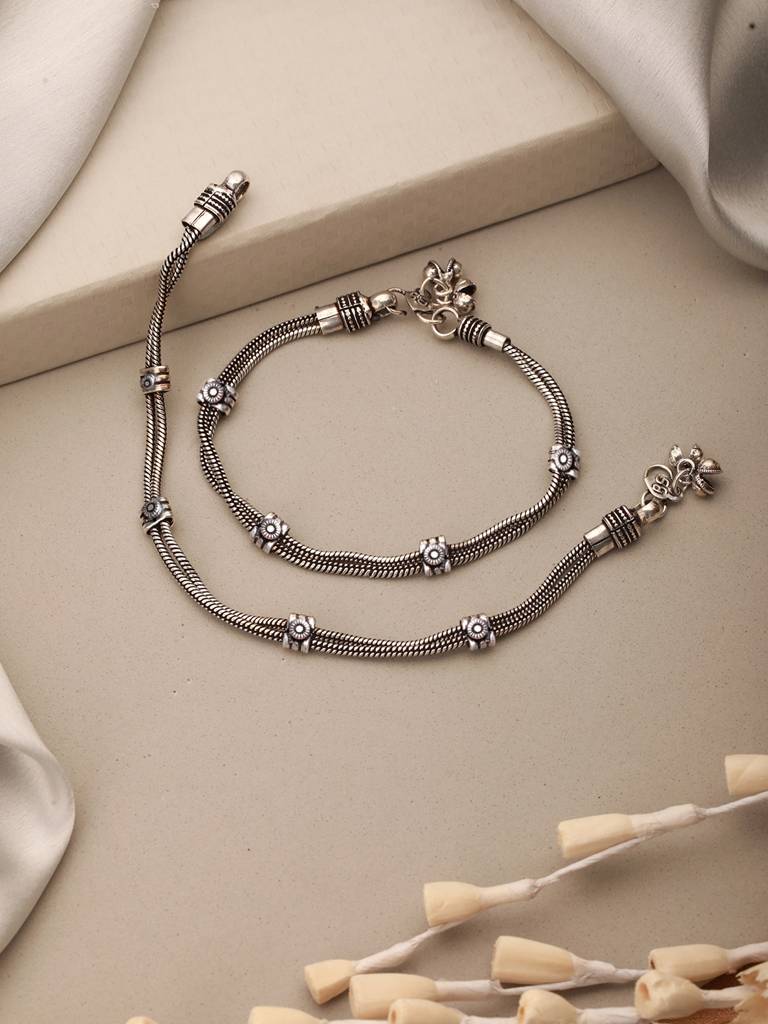 Set Of 2 Oxidised Silver Lookalike Minimal Dailywear Anklet Payal : SJPL2604