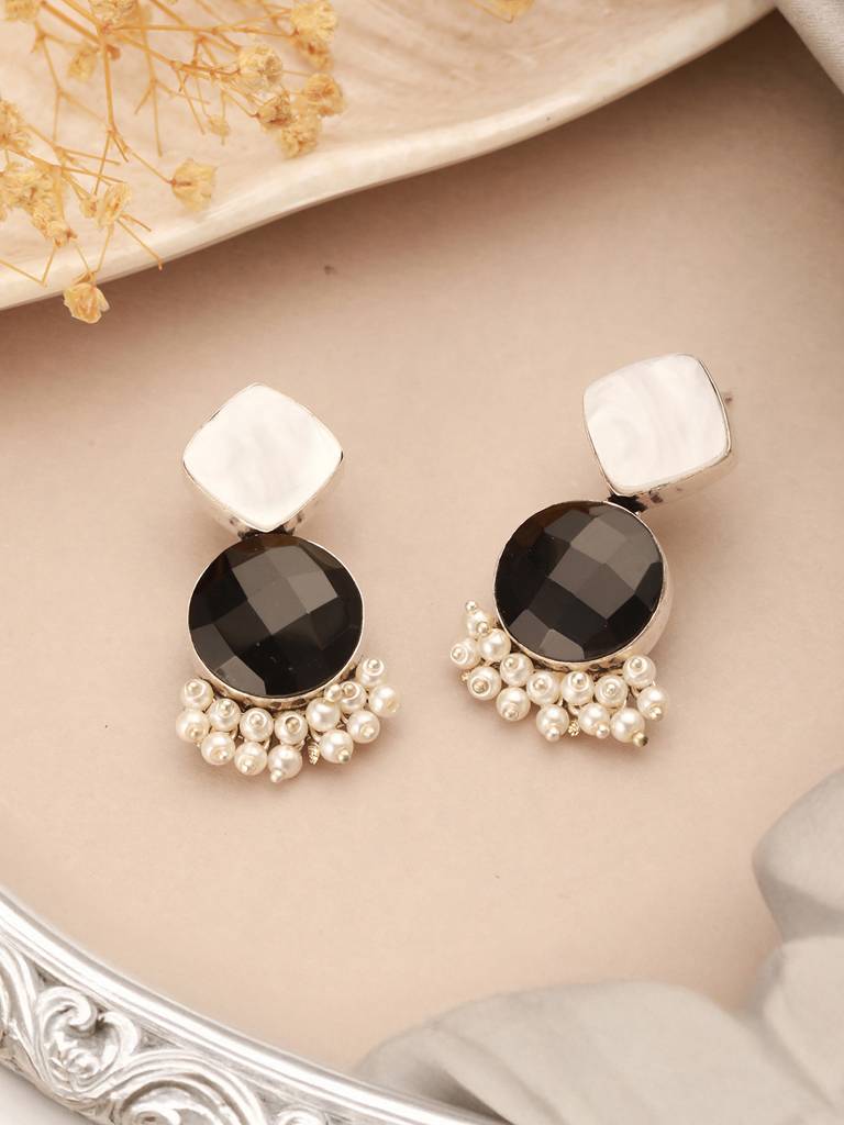 Silver Oxidised Black Stone Studded Pearl Beaded Minimal  Drop Earrings : SJER2618