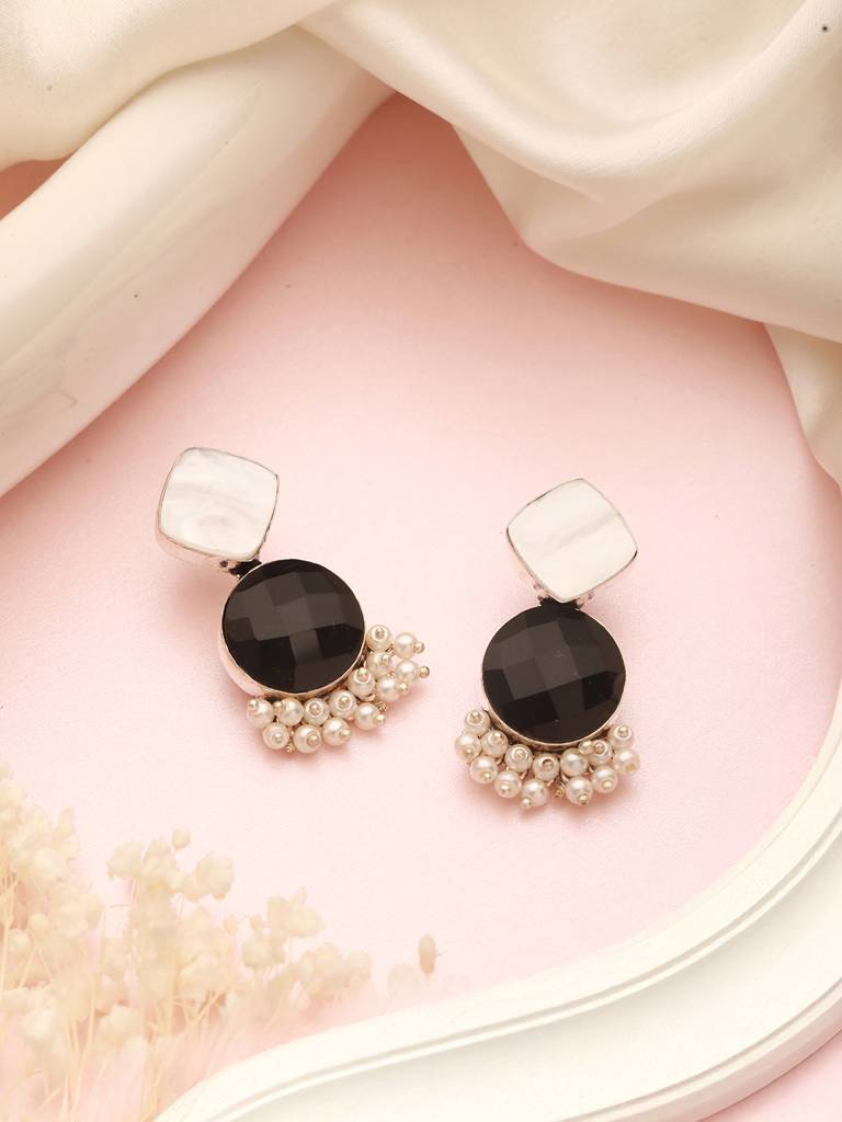 Silver Oxidised Black Stone Studded Pearl Beaded Minimal  Drop Earrings : SJER2618