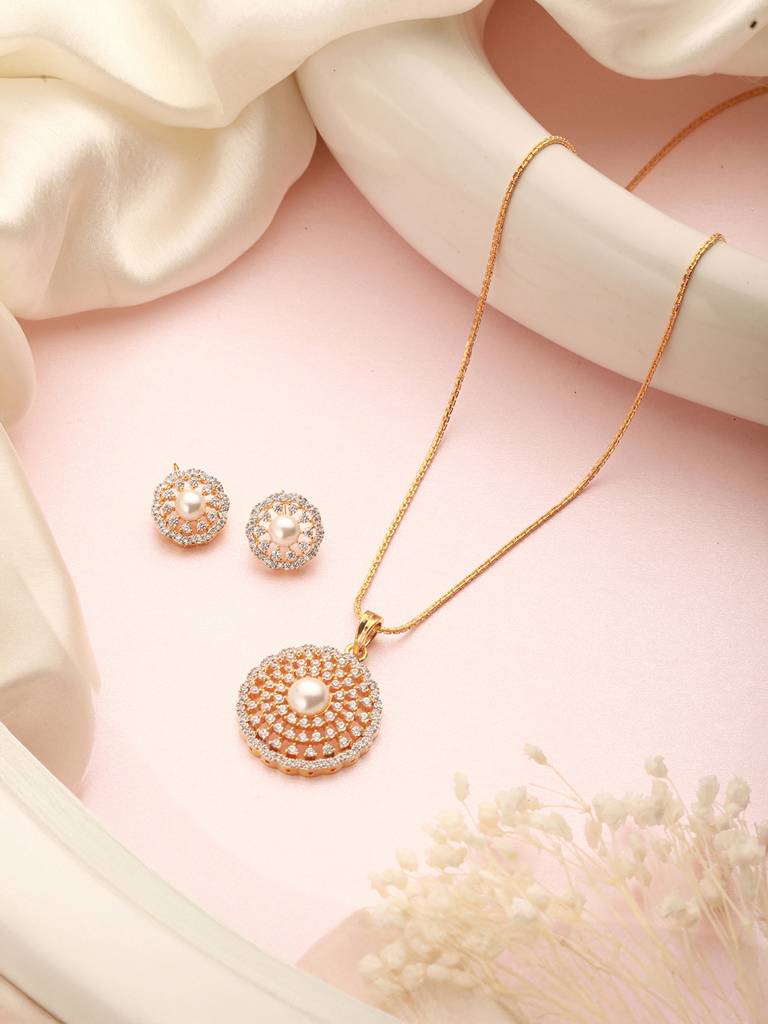 Gold Toned Ad Zircon Studded Pearl Beaded Designer Pendant Chain Jewellery Set : SJLK2625
