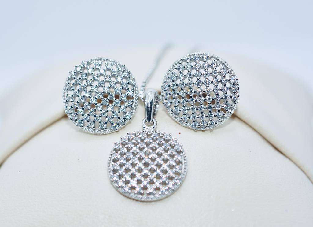 Dazzling Checkered Pendant Set : 264