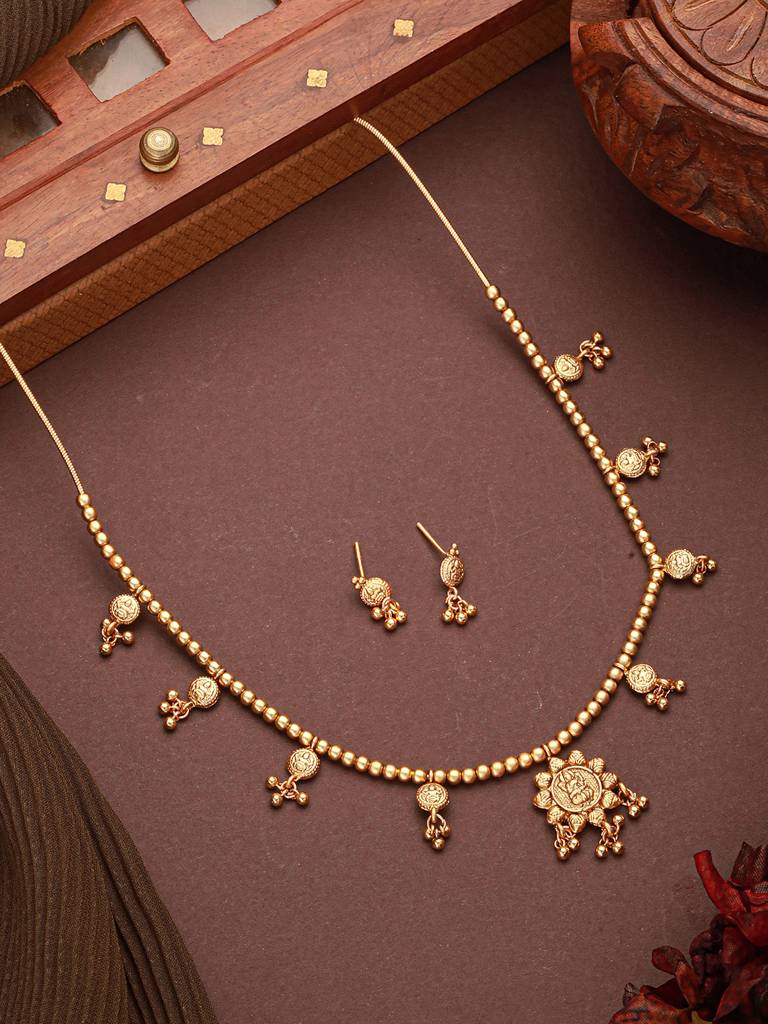 Gold Plated Gold Beads Delicate Temple Goddess Lakshmi Pendant  Minimal Jewellery Set : SJNK2690