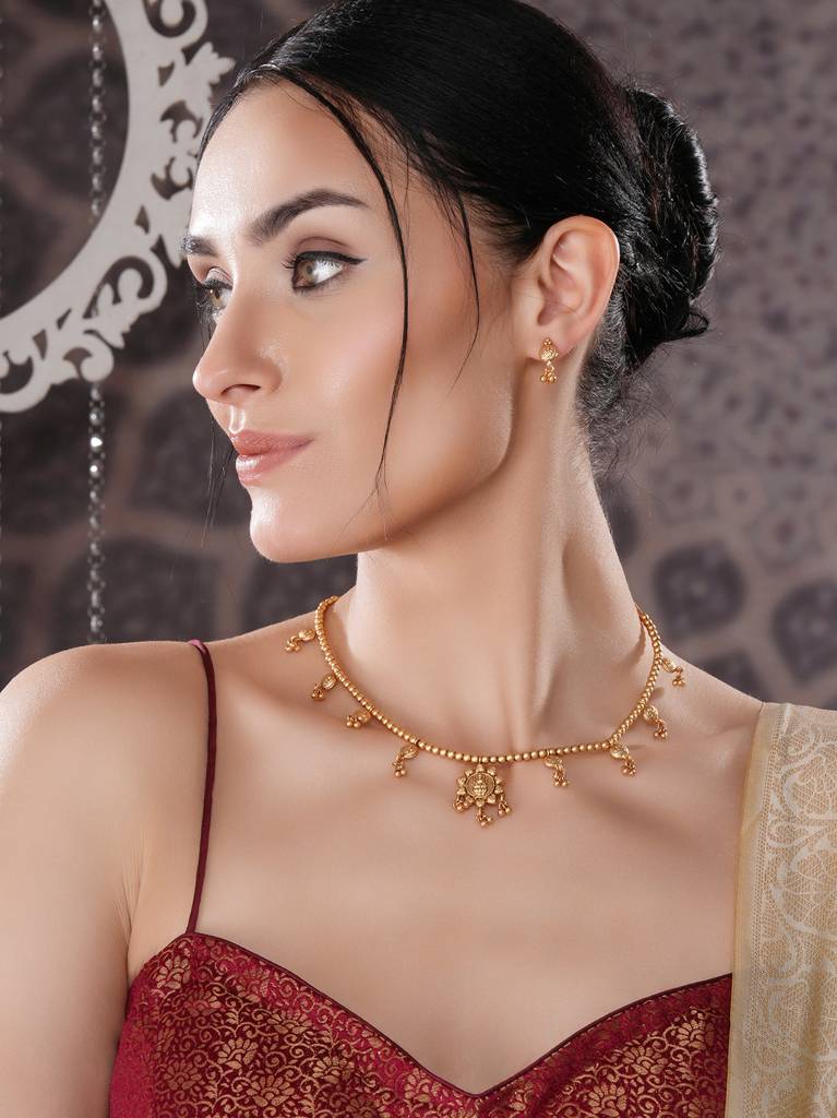 Gold Plated Gold Beads Delicate Temple Goddess Lakshmi Pendant  Minimal Jewellery Set : SJNK2690