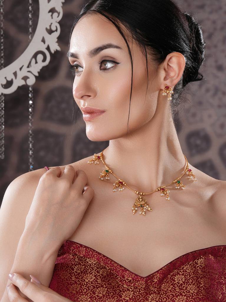 Gold Plated Ball Chain Kempo Studded Lakshmiji Pendant Minimal Jewellery Set : SJNK2692