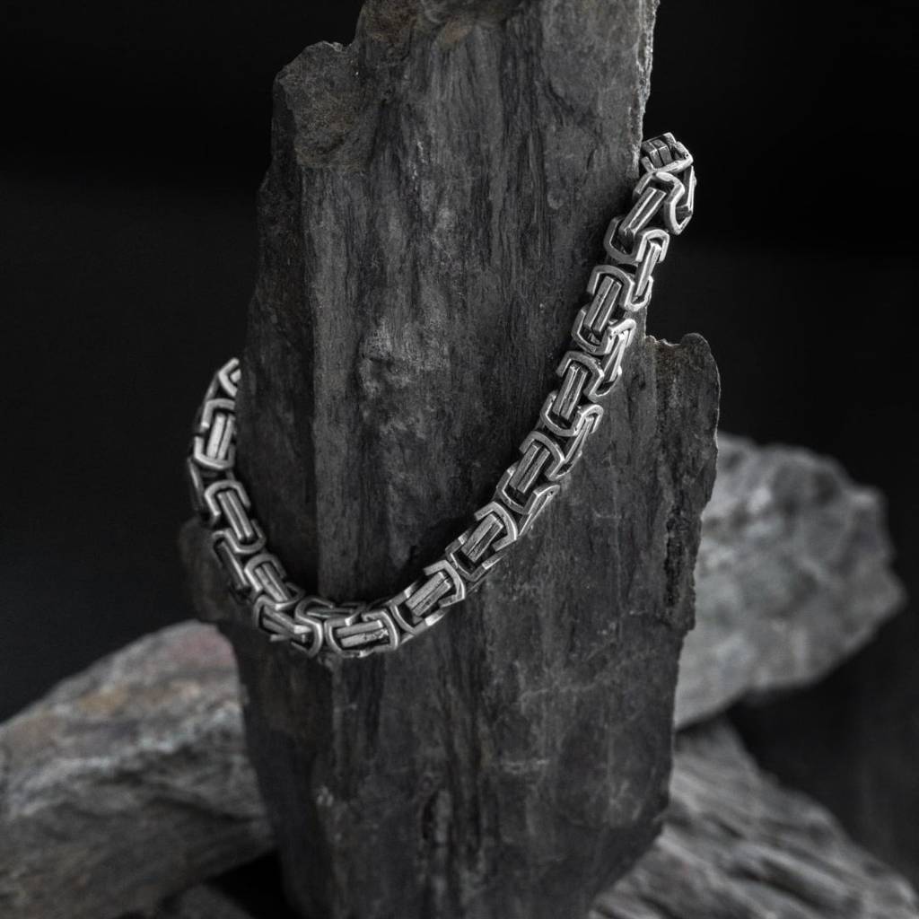 Silver Loose Luxe Bracelet : ZV-BRC-LUX-005