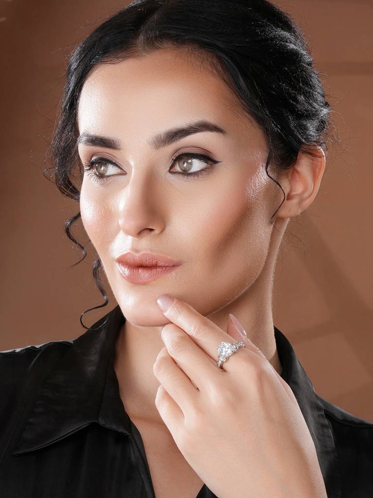 Silver Toned Cubic Zircon Studded Engagement Cocktail Adjustable Finger Ring : SJRG2714