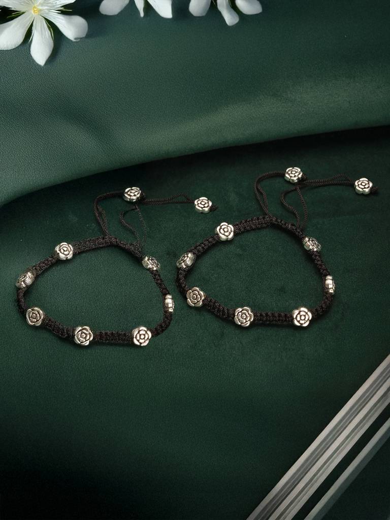 Set Of 2 Silver Oxidised Stone Studded Flower Designminimal Dailywear Anklet Payal : SJPL2804