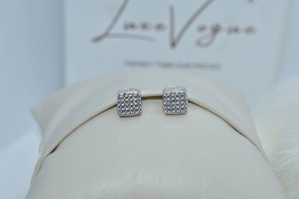 Square Chic Studs : 281