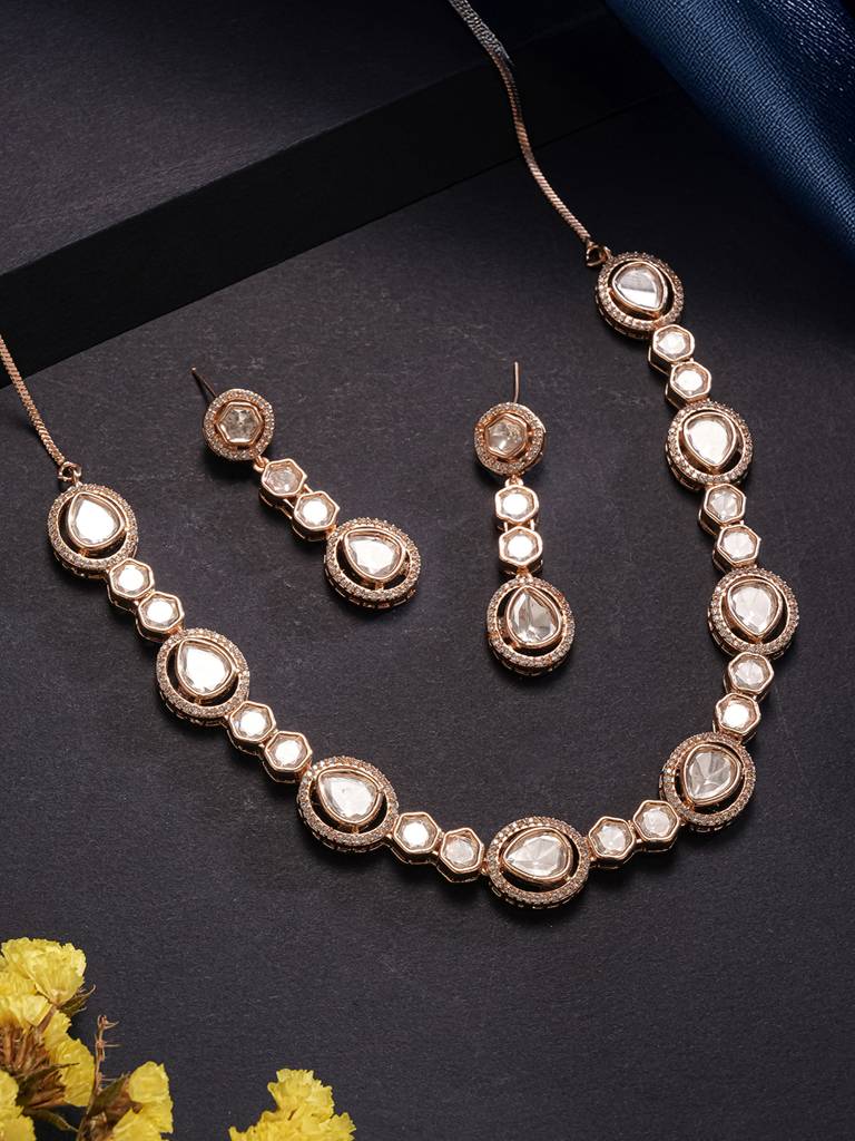 Gold Plated Polki Kundan Studded Minimal Solitaire Necklace Jewellery Set : SJNK2824