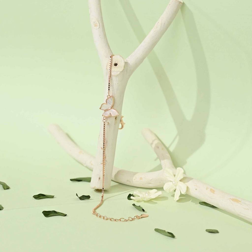 Center Butterfly Bracelet : EPLB366