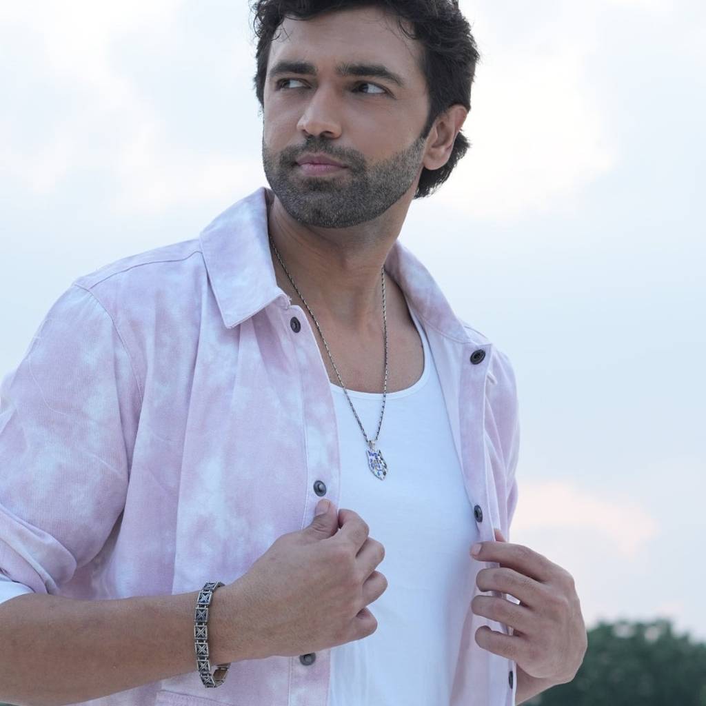 Mens Silver Dark Cross Bracelet : ZV-BRC-DC-006