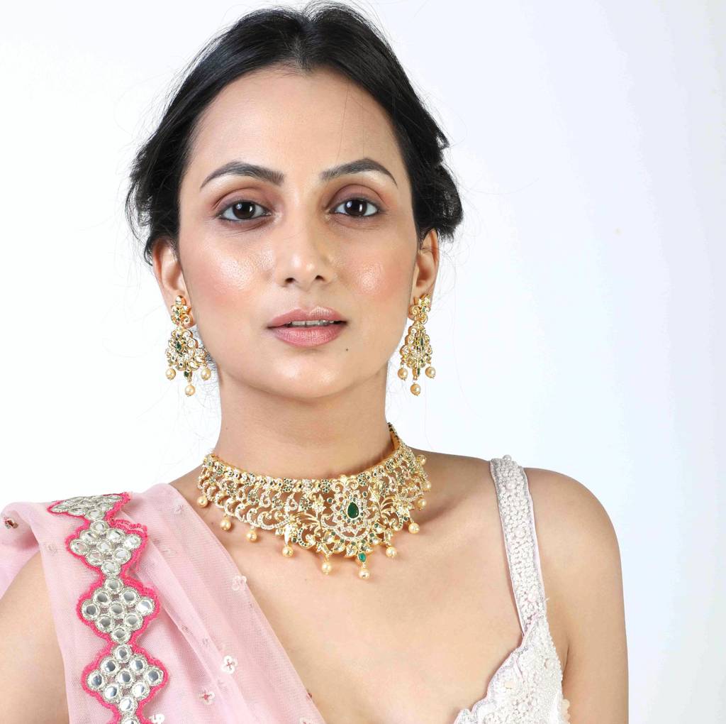 Estele Gold Plated Cz Magnificent Bridal Choker Necklace Set With Green Stones & Pearls For Women : AD-549C-IGNKER