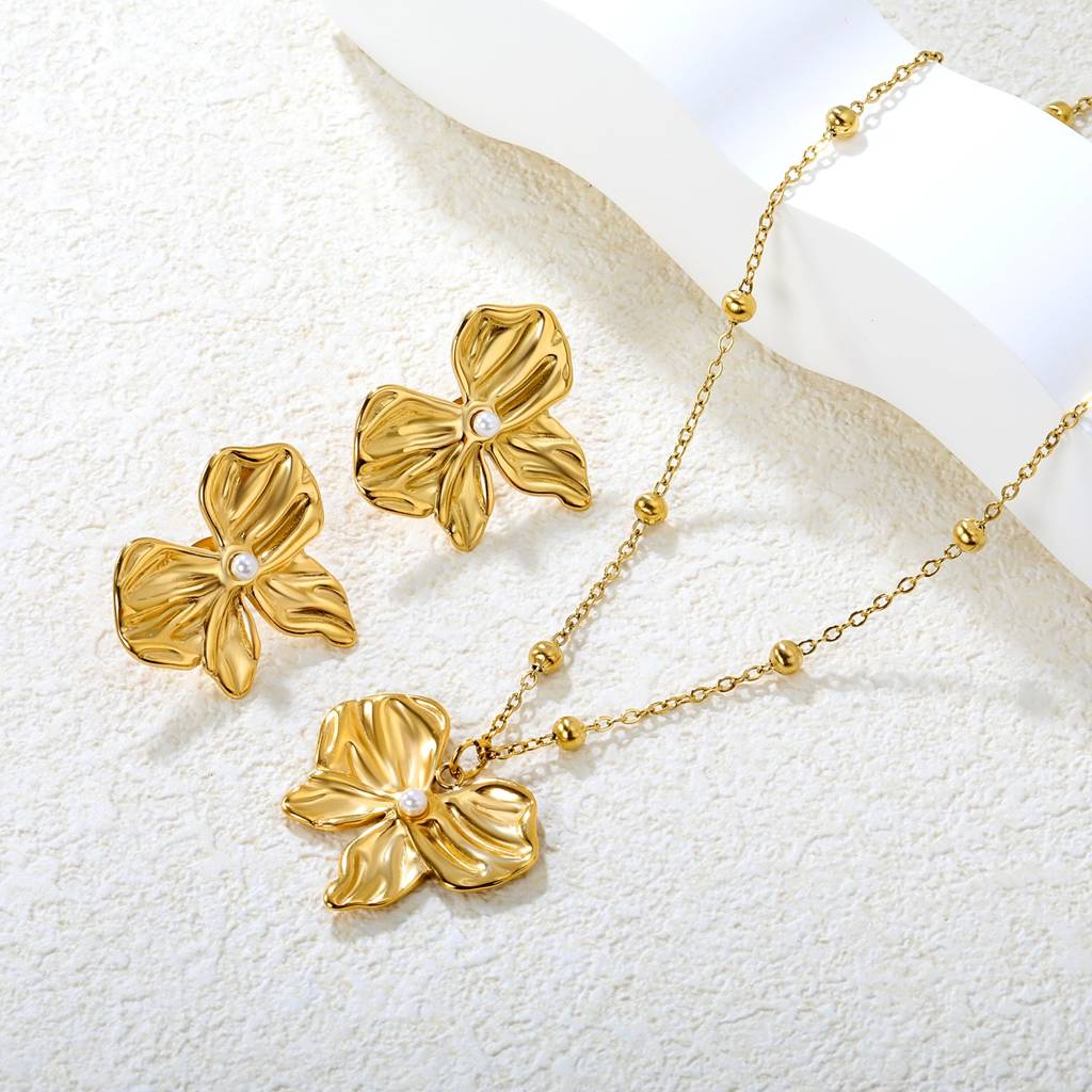 Pearl Bow Pendant Set : AS-NK-NS-03
