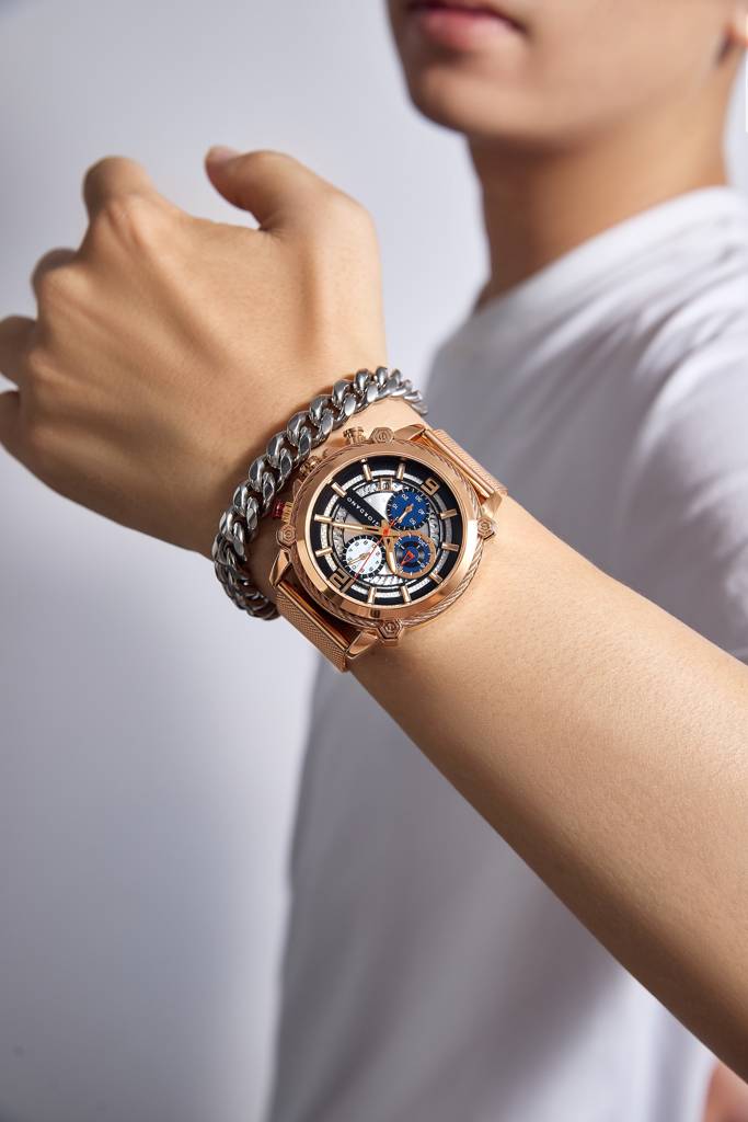 Analog Quartz Watch For Men With Round Textured Dial, Multifunction Sub-Dials, Date Display And Mesh Metal Strap : GZ-50039-44
