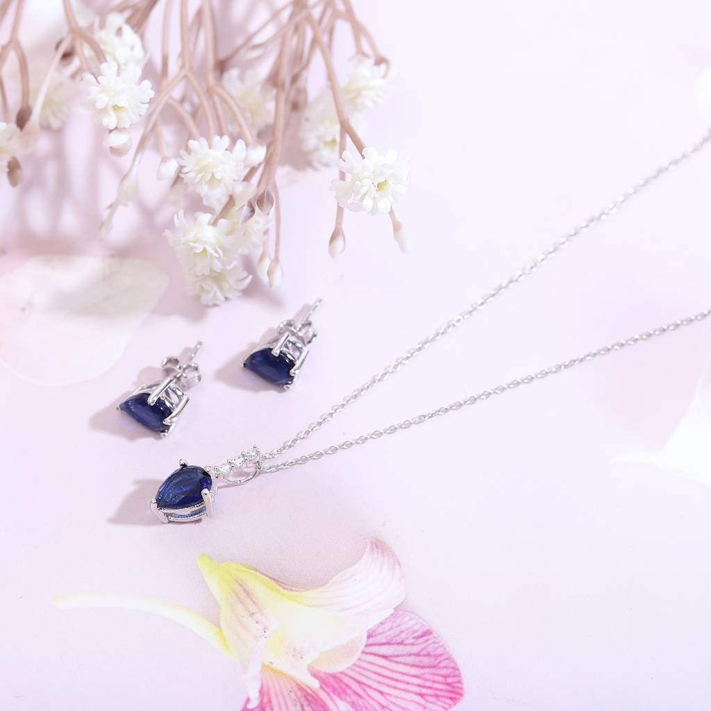 Iski Uski 925 Sterling Silver Eva Sapphire Pendant Set