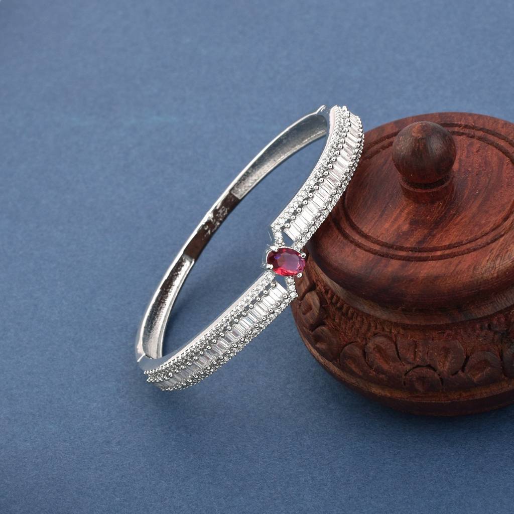 Scarlet Serenade Diamond Bracelet With Adjustable Lock System : PJBRCWHGCZ87