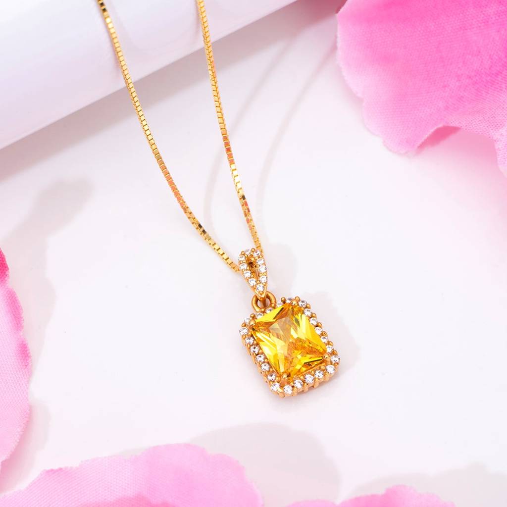 Golden Radiance 925 Sterling Silver Gold-Plated Cz Pendant With Chain : PEN-30160-C-G