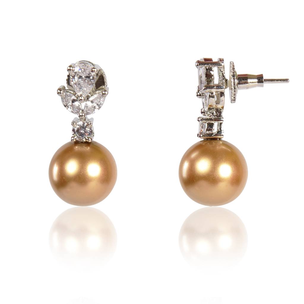 Classic Pearl Earrings : IE1020A