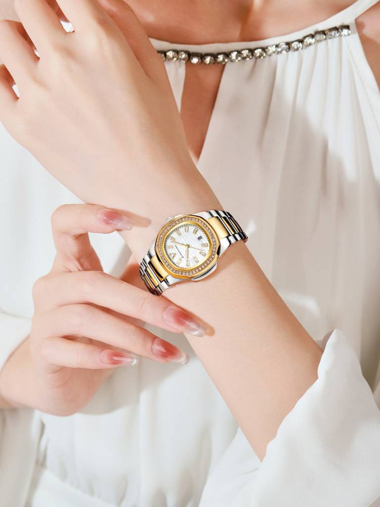 Giordano Luxury Watch For Women With Crystal Indices,Textured Dial, Stainless Steel Strap And Date Display : GZ-60116-22