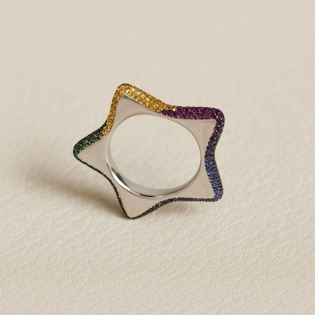 Funky Star Silver Ring : R095-WH-D-12