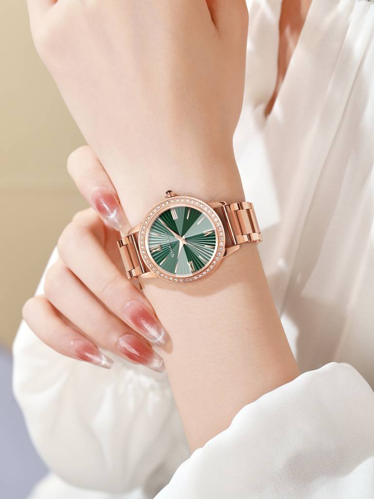 Giordano Classic Watch For Women With Round Diamond Cut Glass Dial, Elegant Stainless Steel Strap With Quartz Mo : GZ-60118-11