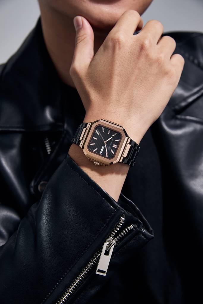 Giordano Square Formal Watch For Men – Textured Dial,Day & Date Display And Stylish Stainless Steel Strap : GZ-50140-11