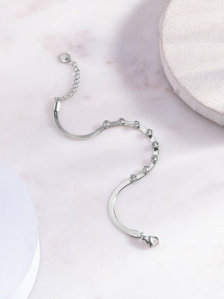 Noir Soul Snake Chain Bracelet For Women - Waterproof & Anti-Tarnish : BR0579