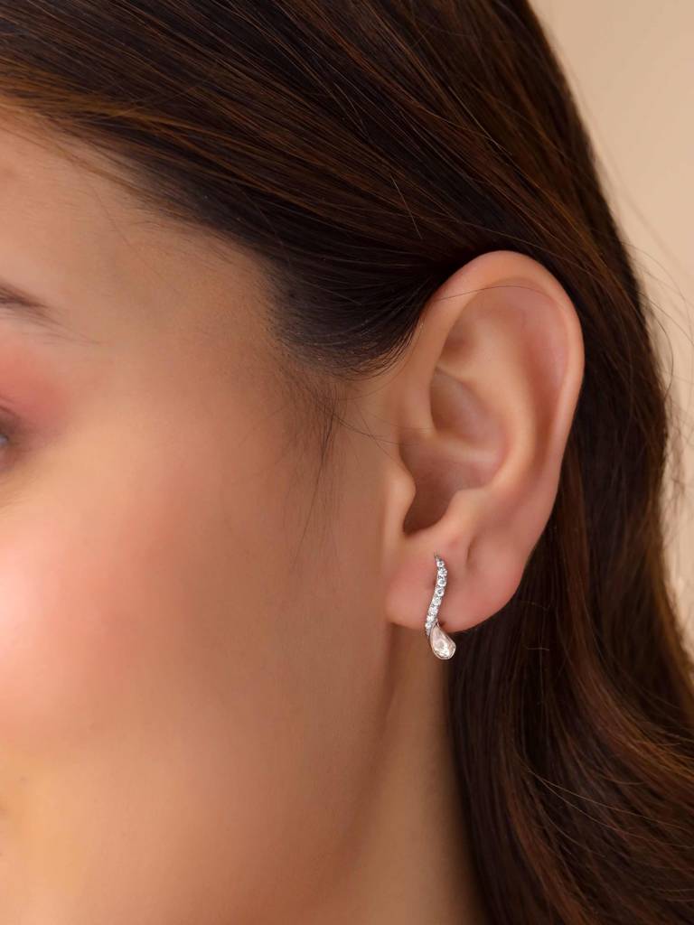 Kicky And Perky 925 Sterling Silver Studded With Moissanite And Polki Stud Earring For Women : SILDWE031