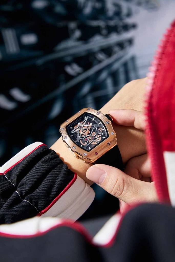 Giordano Analog Skeleton Dial Watch For Men Â Tonneau Case, Silicone Strap, Open-Gear Sport Design, Quartz Mov : GZ-50188-33