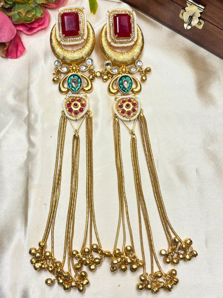 Gold-Plated Kundan And Stone Long Kashmiri Dangler Earrings : VI26EROX100346
