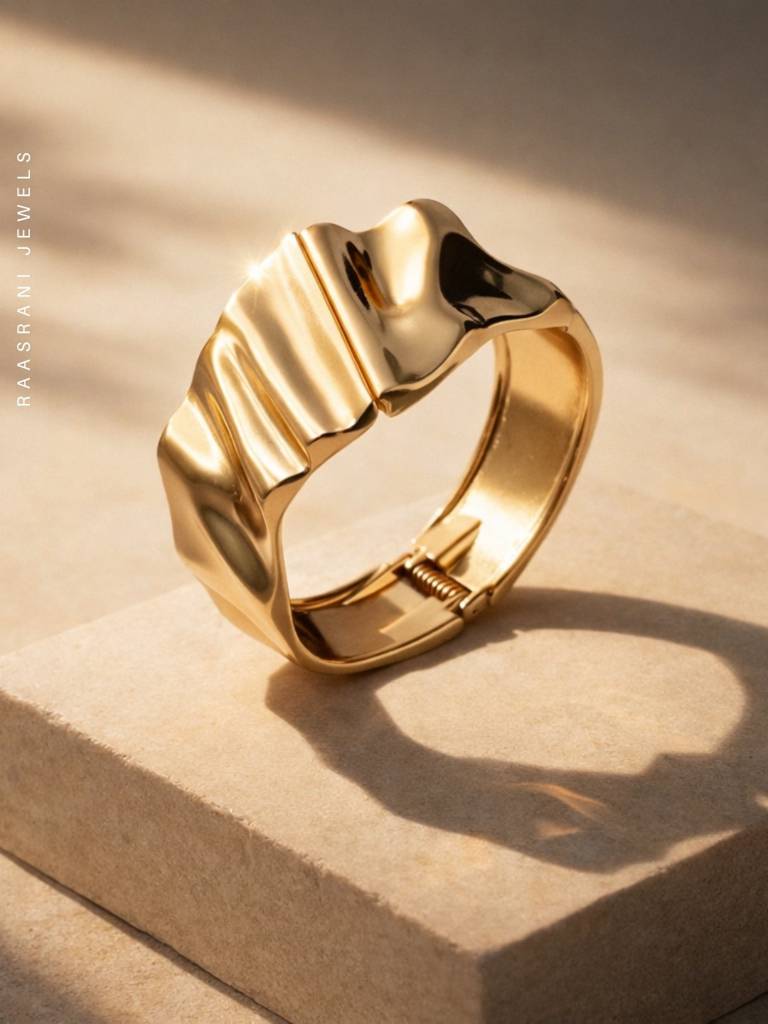 Matte Sculptural Broad Cuff Bracelet | 18K Gold Plated Stainless Steel : ATB693MSBC