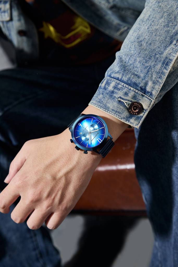 Giordano Analog Chronograph Watch For Men - Stainless Steel Case & Strap| Modern Casual & Formal Wristwatch With : GZ-50153-44