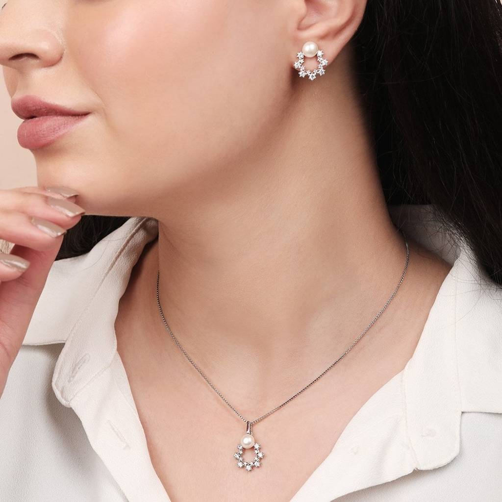 Floral Symphony Ensemble Rhodium-Plated 925 Sterling Silver Jewelry Set : JS-70058-C-R
