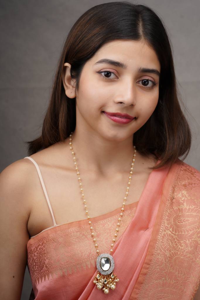 Gleaming Polki Long Necklace : PE20041